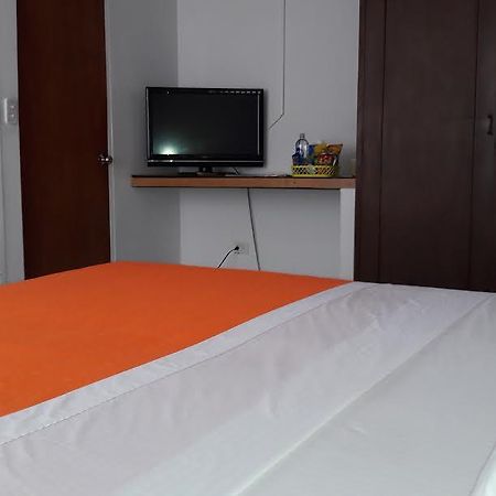 Hostal Deluxe Santander. Manizales Ngoại thất bức ảnh