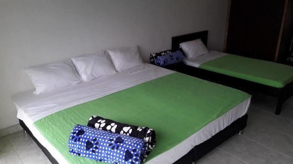 Hostal Deluxe Santander. Manizales Ngoại thất bức ảnh