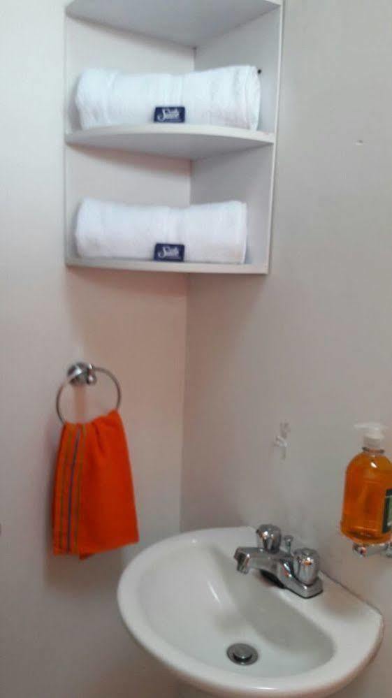 Hostal Deluxe Santander. Manizales Ngoại thất bức ảnh