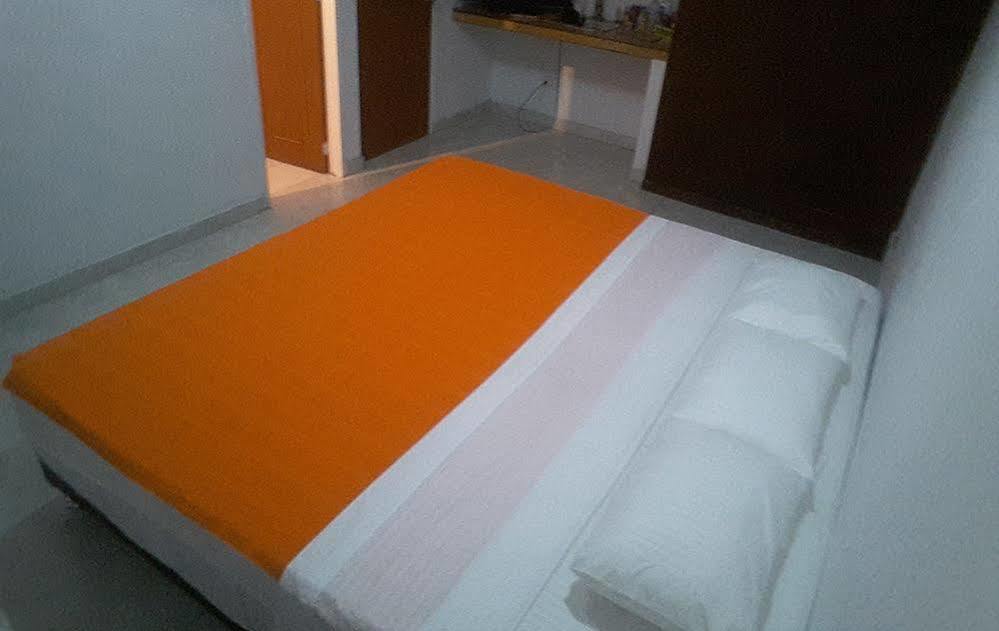 Hostal Deluxe Santander. Manizales Ngoại thất bức ảnh